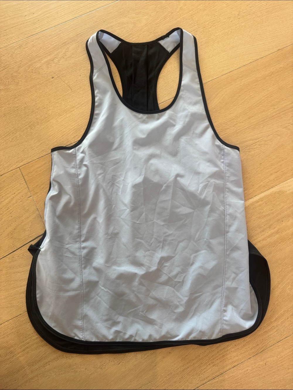 Lot of 10 lululemon Tank Tops - Mixed Colors - Picture 7 of 11